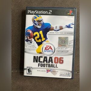 NCAA Football 06 (PlayStation 2, 2005)